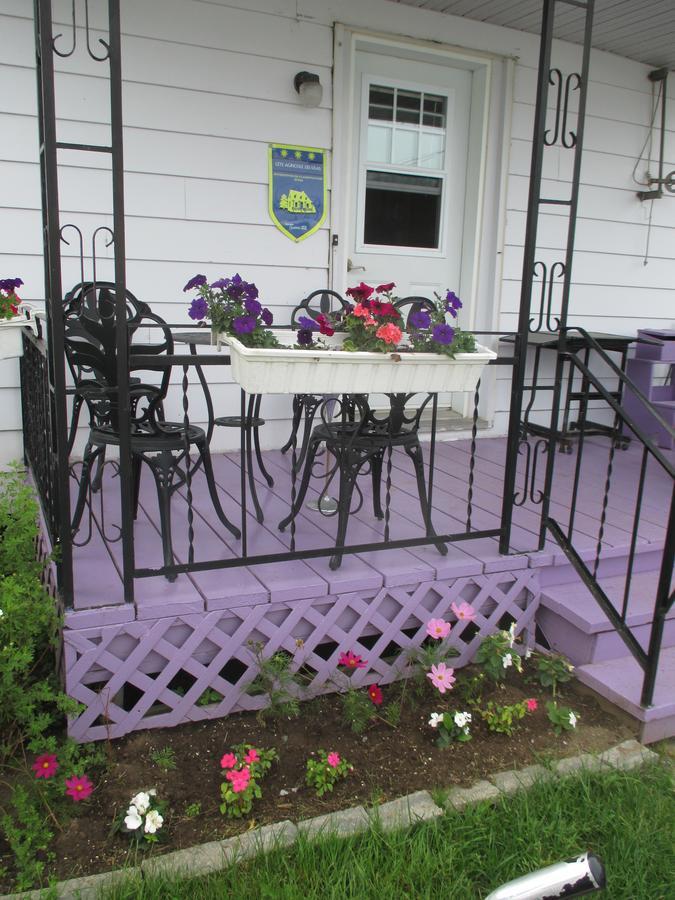 Gite Agricole Les Lilas Saint Wenceslas Exteriör bild